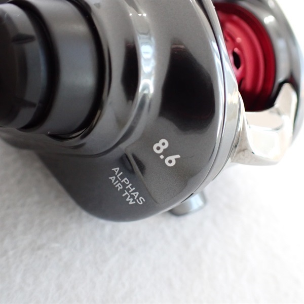 ２０アルファスエアＴＷ８，６Ｌ